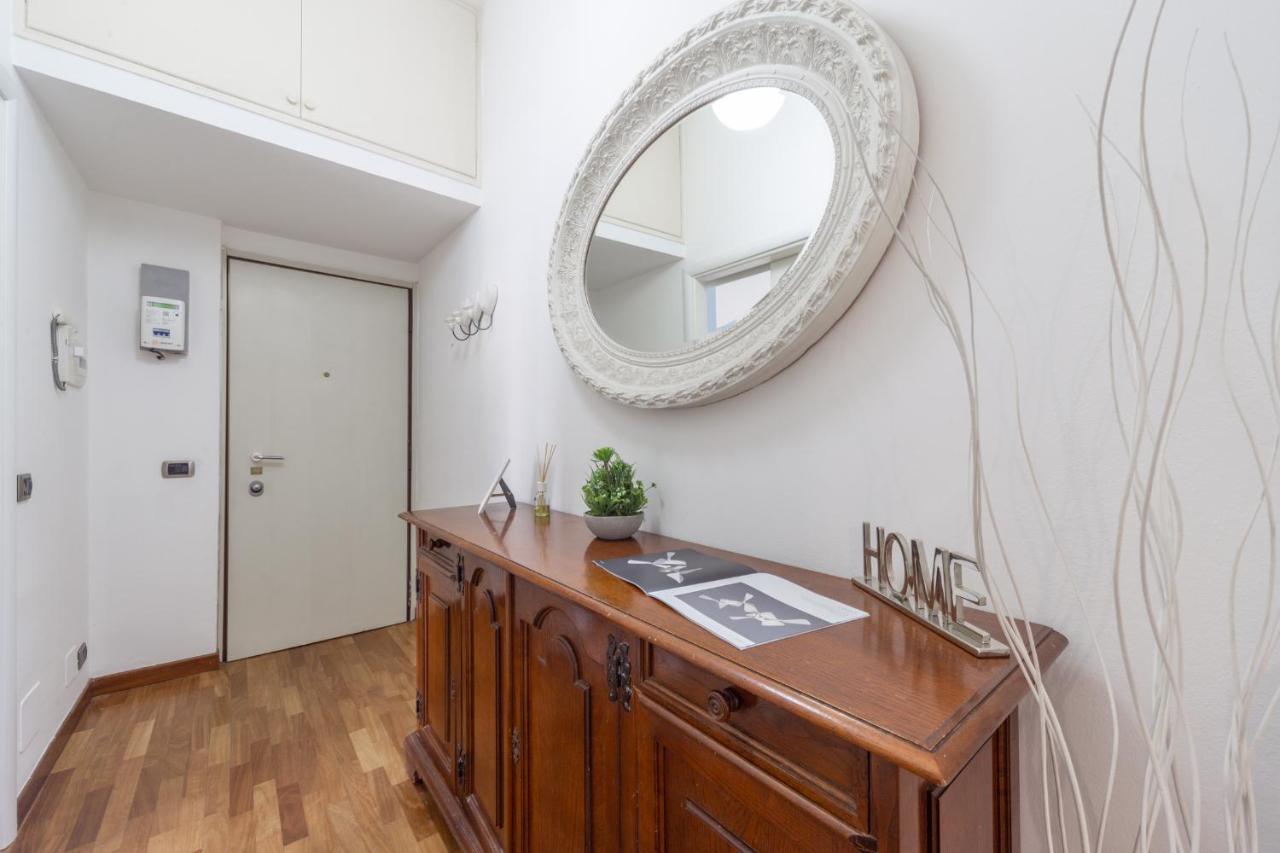 House Romana Center Apartment มิลาน ภายนอก รูปภาพ